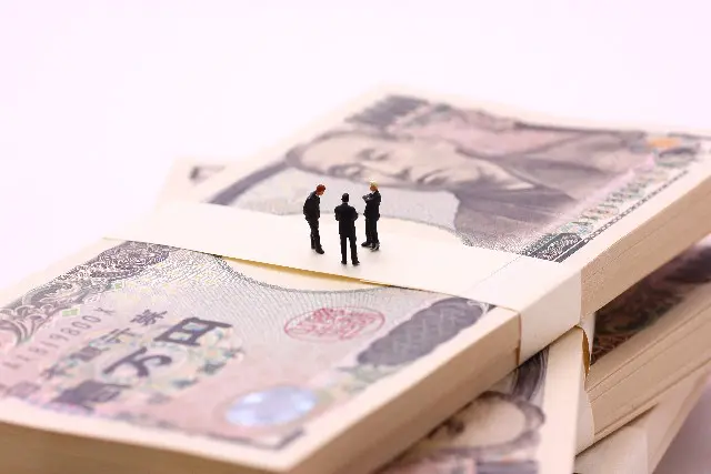 お金