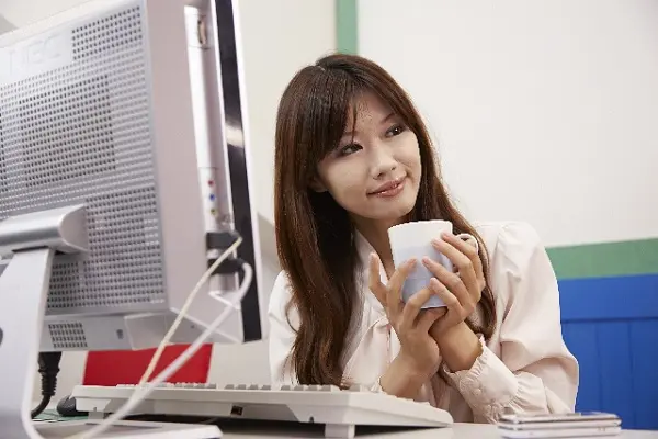 お茶くみ
